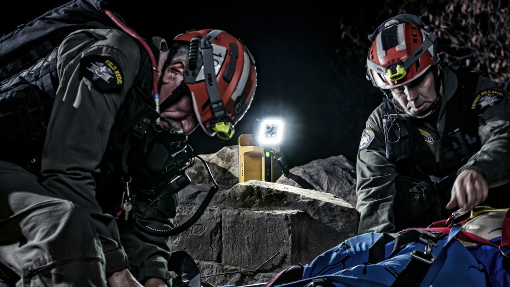 Pelican 9050 rechargeable lantern